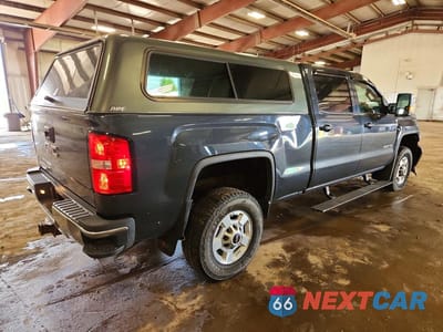 Trzecie zdjęcie samochodu z tyłu: 2017 GMC SIERRA K2500 HEAVY DUTY VIN:1GT12REG7HF173063 - miniatura