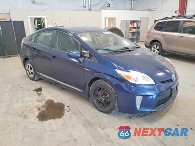 Czwarte zdjęcie samochodu z boku: 2014 TOYOTA PRIUS TWO VIN:JTDKN3DU7E1803219 - miniatura