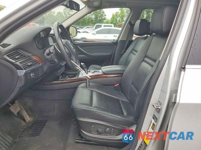 Zdjęcie 7 z 13 samochodu: 2013 BMW X5 XDRIVE35I VIN:5UXZV4C5XD0B06938 - miniatura