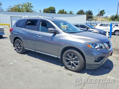 Czwarte zdjęcie samochodu z boku: 2019 NISSAN PATHFINDER S VIN:5N1DR2MN7KC653964 - miniatura