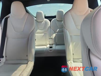Zdjęcie 10 z 13 samochodu: 2017 TESLA MODEL X VIN:5YJXCBE48HF025027 - miniatura