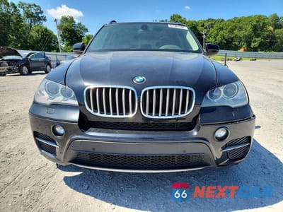 Piąte zdjęcie samochodu w środku: 2013 BMW X5 XDRIVE35I VIN:5UXZV4C55D0B24411 - miniatura