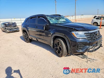 Czwarte zdjęcie samochodu z boku: 2026 VOLKSWAGEN ATLAS CROSS SPORT SEL R-LINE BLACK VIN:1V2AC2CA1TC207932 - miniatura