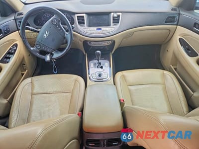 Zdjęcie 8 z 12 samochodu: 2011 HYUNDAI GENESIS 3.8L VIN:KMHGC4DE8BU138704 - miniatura
