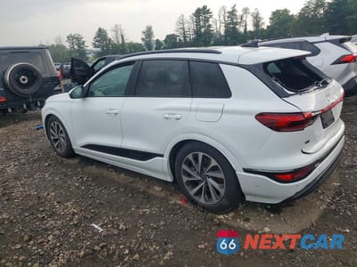 Drugie zdjęcie samochodu z przodu: 2025 AUDI Q6 E-TRON PRESTIGE VIN:WA134BGF5SA026947 - miniatura