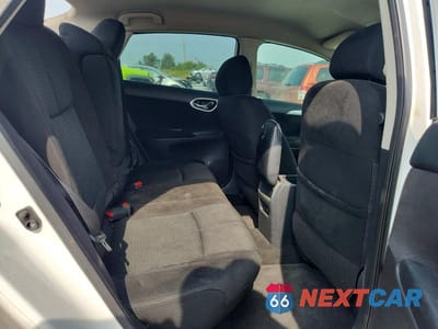 Zdjęcie 10 z 12 samochodu: 2015 NISSAN SENTRA SR VIN:3N1AB7AP8FY339254 - miniatura
