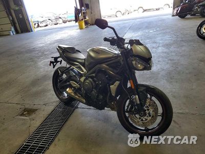 2022 TRIUMPH MOTORCYCLE STREET TRIPLE R (LRH) SMTA544D2NTAY3452 - główne zdjęcie licytacji z USA - miniatura
