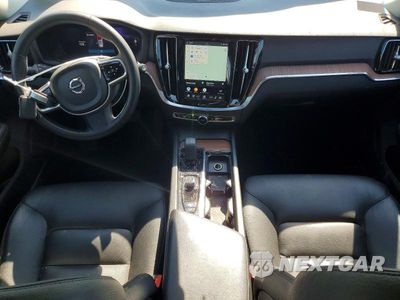 Zdjęcie 8 z 13 samochodu: 2023 VOLVO V60 VIN:YV4L12WZ1P2106352 - miniatura