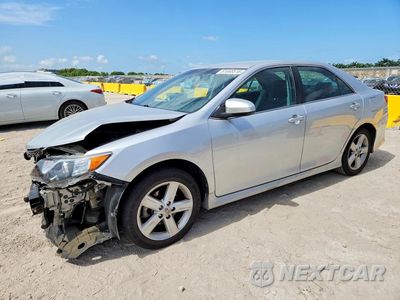 2014 TOYOTA CAMRY SE 4T1BF1FK1EU854576 - główne zdjęcie licytacji z USA - miniatura