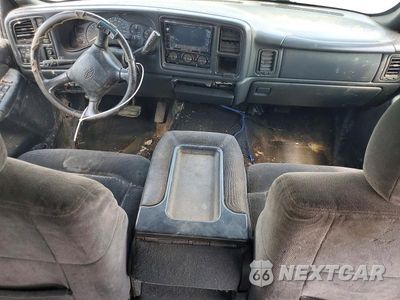 Zdjęcie 8 z 13 samochodu: 2001 CHEVROLET SILVERADO K2500 HEAVY DUTY VIN:1GCHK23U61F116051 - miniatura