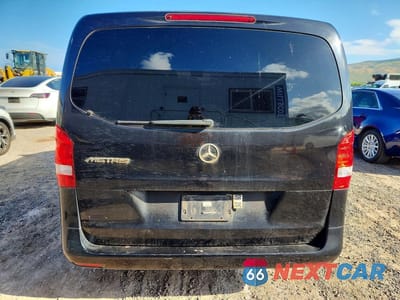 Zdjęcie 6 z 13 samochodu: 2017 MERCEDES-BENZ METRIS VIN:WD4PG2EE4H3284159 - miniatura
