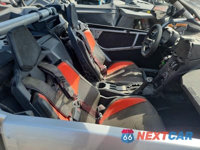 Piąte zdjęcie samochodu w środku: 2020 CAN-AM MAVERICK X3 UTILITY VEHICLE VIN:3JBVXAV40LK002253 - miniatura