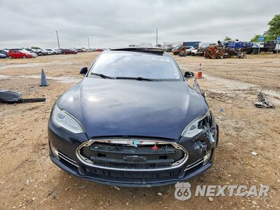 Piąte zdjęcie samochodu w środku: 2013 TESLA MODEL S VIN:5YJSA1DP9DFP05938 - miniatura