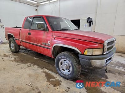 Czwarte zdjęcie samochodu z boku: 1999 DODGE RAM 2500 VIN:1B7KC2368XJ529440 - miniatura