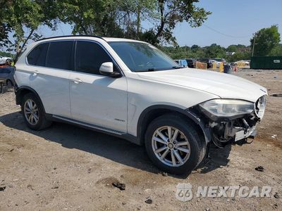 Czwarte zdjęcie samochodu z boku: 2015 BMW X5 XDRIVE35I VIN:5UXKR0C54F0K66795 - miniatura