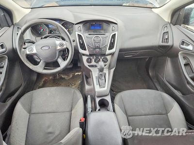 Zdjęcie 8 z 13 samochodu: 2014 FORD FOCUS SE VIN:1FADP3K26EL150719 - miniatura