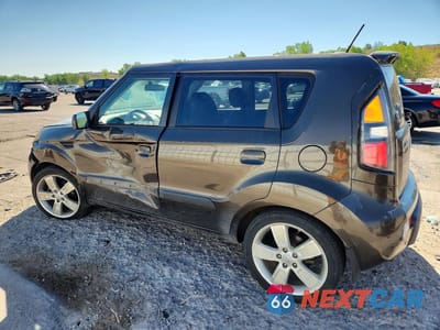 Drugie zdjęcie samochodu z przodu: 2010 KIA SOUL + VIN:KNDJT2A29A7160426 - miniatura