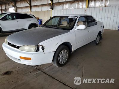1996 TOYOTA CAMRY LE JT2BG12K1T0414474 - główne zdjęcie licytacji z USA - miniatura