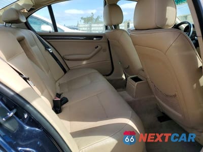 Zdjęcie 10 z 12 samochodu: 2002 BMW 325 I VIN:WBAEV33472KL68736 - miniatura