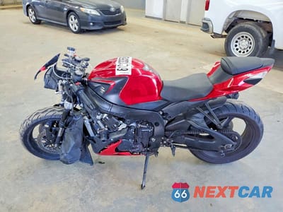 Trzecie zdjęcie samochodu z tyłu: 2016 SUZUKI GSX-R600 VIN:JS1GN7FA8G2100087 - miniatura