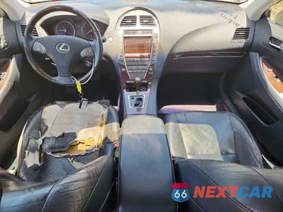 Zdjęcie 8 z 12 samochodu: 2011 LEXUS ES 350 VIN:JTHBK1EG9B2419615 - miniatura