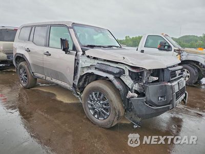 Czwarte zdjęcie samochodu z boku: 2024 TOYOTA LAND CRUISER 1958 VIN:JTEABFAJ6RK014880 - miniatura