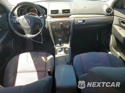 Zdjęcie 8 z 13 samochodu: 2005 MAZDA 3 S VIN:JM1BK323X51277431 - miniatura