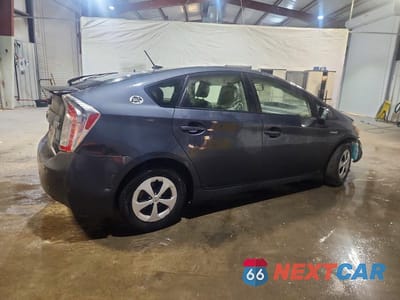 Trzecie zdjęcie samochodu z tyłu: 2014 TOYOTA PRIUS FOUR VIN:JTDKN3DU0E1777207 - miniatura