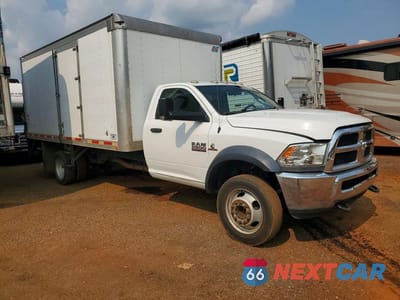 Czwarte zdjęcie samochodu z boku: 2016 RAM 5500 BOX TRUCK VIN:3C7WRMDL7GG208882 - miniatura