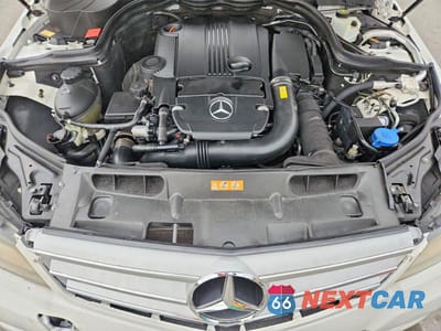 Zdjęcie 11 z 12 samochodu: 2013 MERCEDES-BENZ C 250 VIN:WDDGJ4HB6DF990105 - miniatura