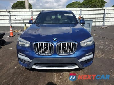 Piąte zdjęcie samochodu w środku: 2018 BMW X3 XDRIVE30I VIN:5UXTR9C5XJLD61865 - miniatura