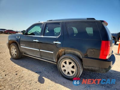 Drugie zdjęcie samochodu z przodu: 2011 CADILLAC ESCALADE PREMIUM VIN:1GYS3CEF0BR184749 - miniatura