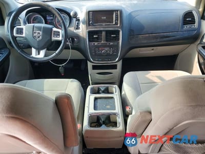 Zdjęcie 8 z 13 samochodu: 2011 DODGE GRAND CARAVAN CREW VIN:2D4RN5DG5BR693074 - miniatura