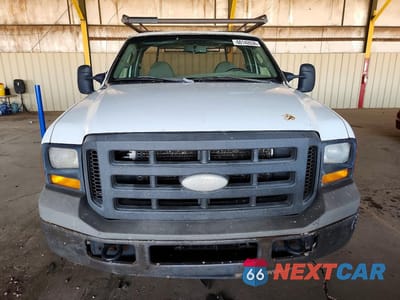 Piąte zdjęcie samochodu w środku: 2005 FORD F250 SUPER DUTY VIN:1FTNF20525ED02055 - miniatura