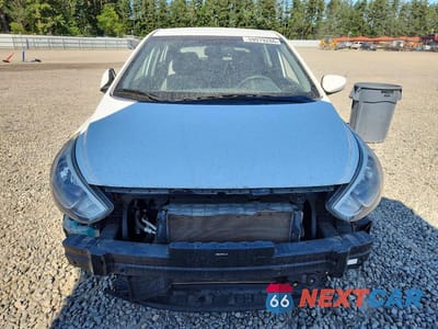 Piąte zdjęcie samochodu w środku: 2016 HYUNDAI ACCENT SE VIN:KMHCT5AE0GU256200 - miniatura