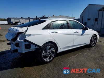 Trzecie zdjęcie samochodu z tyłu: 2025 HYUNDAI ELANTRA SEL VIN:KMHLS4DG2SU856297 - miniatura