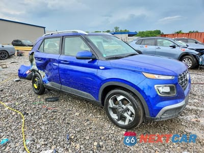 Czwarte zdjęcie samochodu z boku: 2025 HYUNDAI VENUE SEL VIN:KMHRC8A38SU406637 - miniatura
