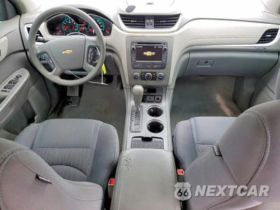 Zdjęcie 8 z 13 samochodu: 2017 CHEVROLET TRAVERSE LS VIN:1GNKRFKDXHJ264373 - miniatura