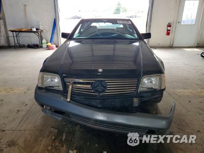 Piąte zdjęcie samochodu w środku: 1995 MERCEDES-BENZ SL 500 VIN:WDBFA67E2SF111885 - miniatura