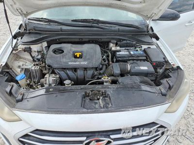 Zdjęcie 11 z 12 samochodu: 2018 HYUNDAI ELANTRA SE VIN:5NPD74LF6JH347020 - miniatura