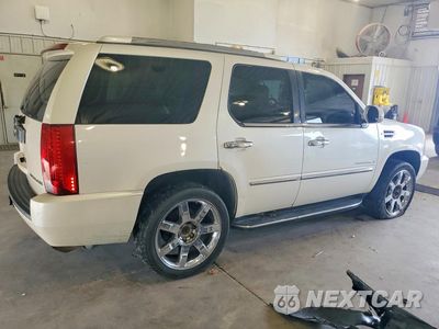 Trzecie zdjęcie samochodu z tyłu: 2007 CADILLAC ESCALADE LUXURY VIN:1GYFK63857R372149 - miniatura