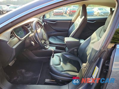 Zdjęcie 7 z 12 samochodu: 2013 TESLA MODEL S VIN:5YJSA1CP0DFP23682 - miniatura