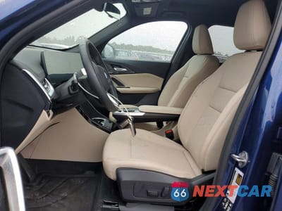 Zdjęcie 7 z 13 samochodu: 2024 BMW X1 XDRIVE28I VIN:WBX73EF06R5Y41558 - miniatura