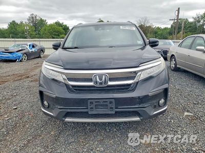 Piąte zdjęcie samochodu w środku: 2019 HONDA PILOT TOURING VIN:5FNYF6H92KB004742 - miniatura