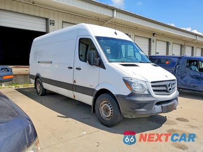 Czwarte zdjęcie samochodu z boku: 2015 MERCEDES-BENZ SPRINTER 2500 VIN:WD3PE8DC9F5991269 - miniatura