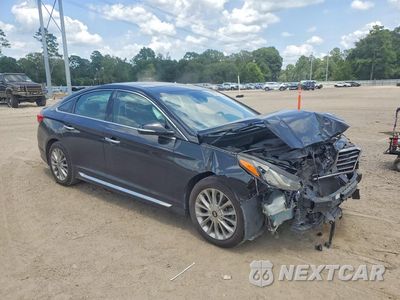 Czwarte zdjęcie samochodu z boku: 2015 HYUNDAI SONATA LIMITED VIN:5NPE34AF4FH056932 - miniatura