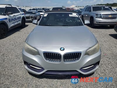 Piąte zdjęcie samochodu w środku: 2016 BMW 228 I SULEV VIN:WBA1K9C5XGV321550 - miniatura