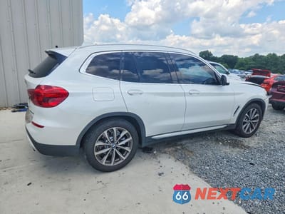 Trzecie zdjęcie samochodu z tyłu: 2019 BMW X3 SDRIVE30I VIN:5UXTR7C56KLF28745 - miniatura