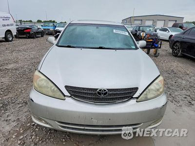 Zdjęcie 9 z 24 samochodu: 2004 TOYOTA CAMRY XLE V6 VIN:4T1BF30K14U584171 - miniatura