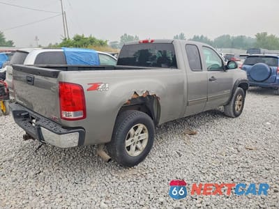 Trzecie zdjęcie samochodu z tyłu: 2013 GMC SIERRA K1500 SLE VIN:1GTR2VE78DZ177806 - miniatura